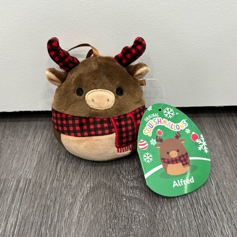 3x$25 ‼️ Squishmallows Christmas ornaments: Alfred the Moose